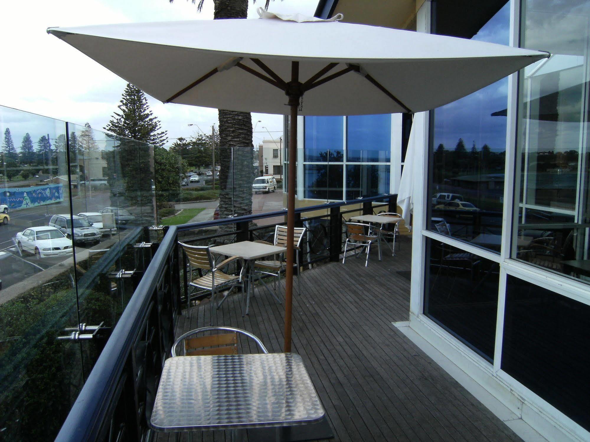 Richmond Henty Hotel Portland Buitenkant foto
